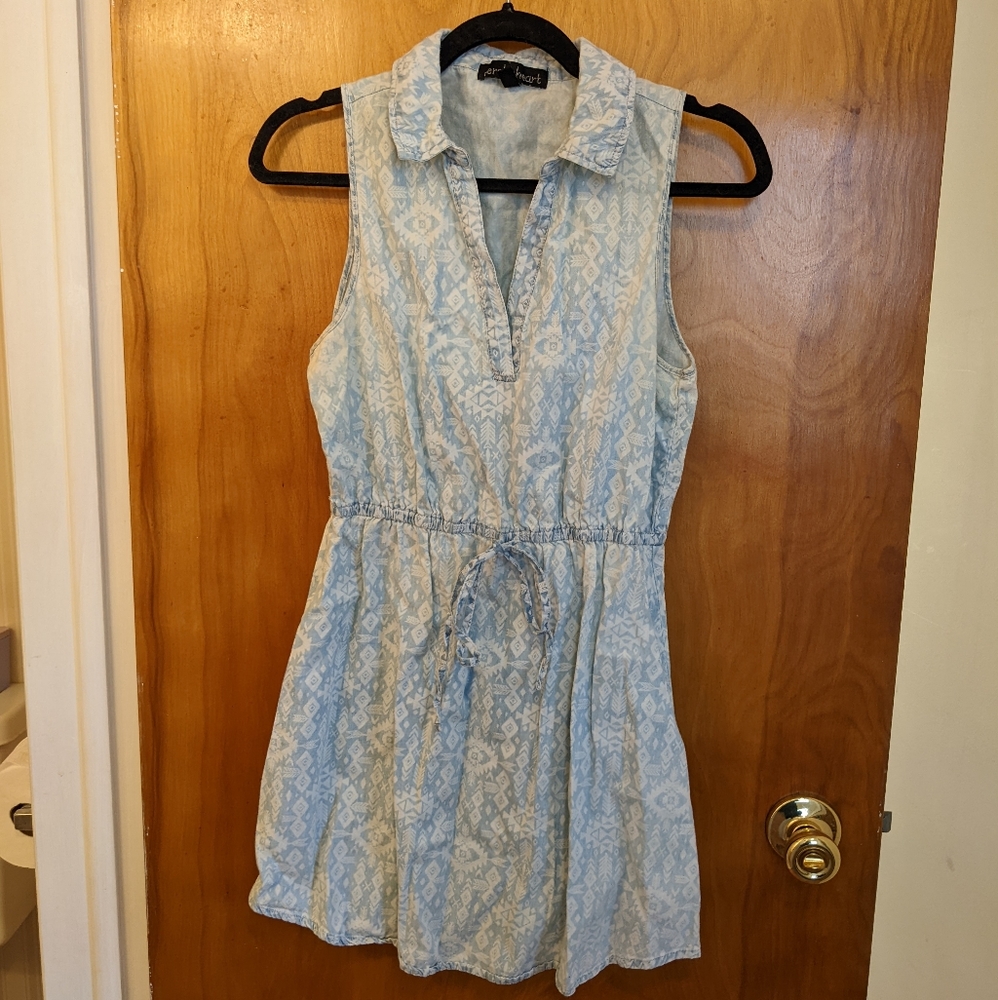 Derek Heart Dress, Size M,  Light Blue & White